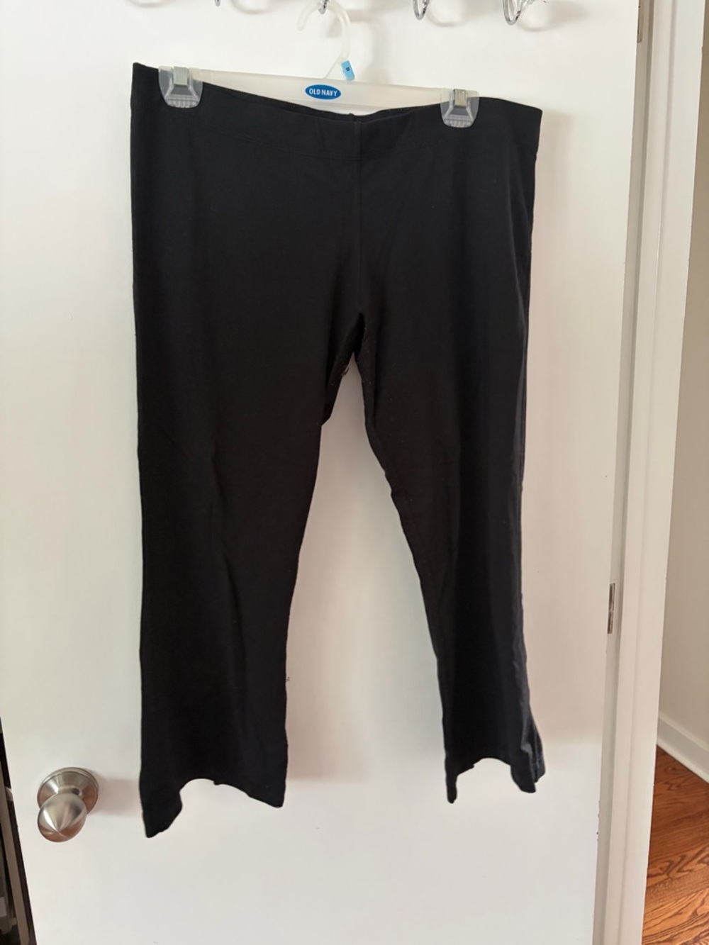 Lululemon Black Stretch Capri Pants